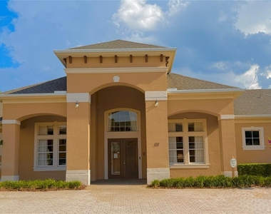 1720 Retreat View Circle - Photo Thumbnail 27