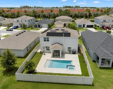 5225 Tuscany Lane - Photo Thumbnail 18