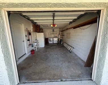 10626 Watertown Court - Photo Thumbnail 5