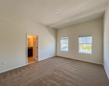 10227 Highline Crest Street - Photo Thumbnail 18