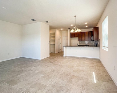 10227 Highline Crest Street - Photo Thumbnail 12