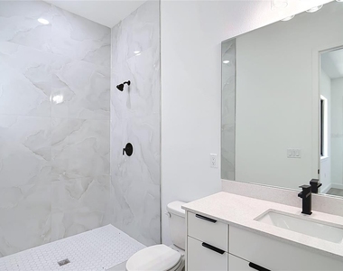 275 Lecturn Street - Photo Thumbnail 31