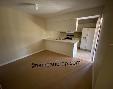 2949 Poplar Avenue - Photo Thumbnail 4