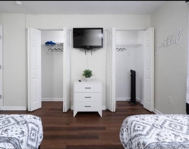 1810 Nw 23rd Boulevard - Photo Thumbnail 7