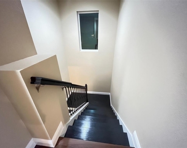 7615 Agrigento Street - Photo Thumbnail 43