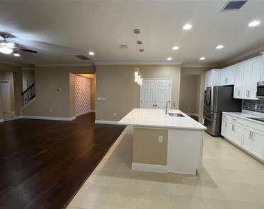 7615 Agrigento Street - Photo Thumbnail 10