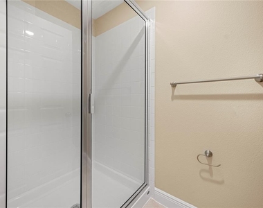 2049 Heart Lake Drive - Photo Thumbnail 44