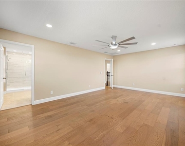 2049 Heart Lake Drive - Photo Thumbnail 33