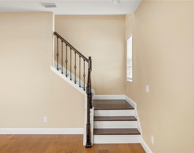2049 Heart Lake Drive - Photo Thumbnail 23
