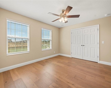 2049 Heart Lake Drive - Photo Thumbnail 20