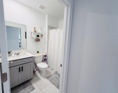 2715 Gentle Rain Drive - Photo Thumbnail 8