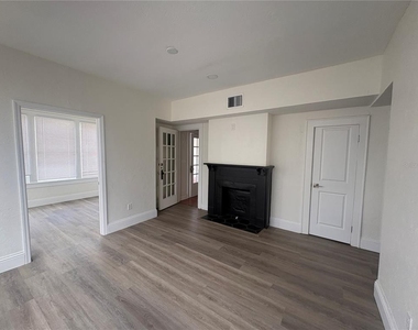 729 E Palmetto Street - Photo Thumbnail 8