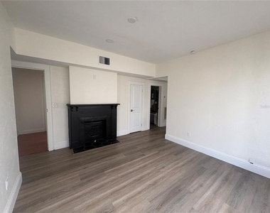 729 E Palmetto Street - Photo Thumbnail 7
