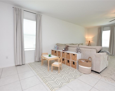 2767 Red Egret Drive - Photo Thumbnail 14