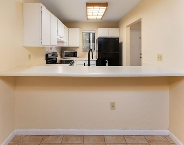 83 Se 16th Avenue - Photo Thumbnail 6