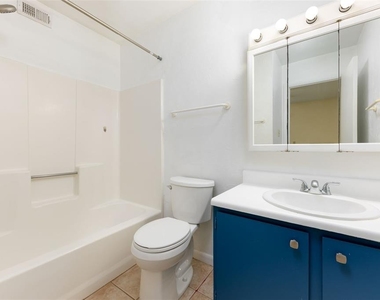 83 Se 16th Avenue - Photo Thumbnail 16