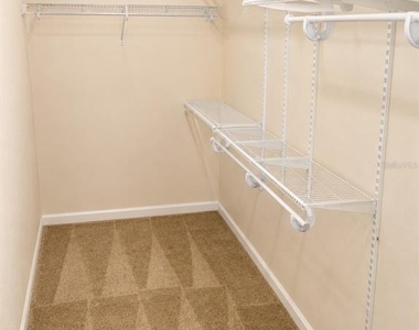 518 Nw 39 Road - Photo Thumbnail 13