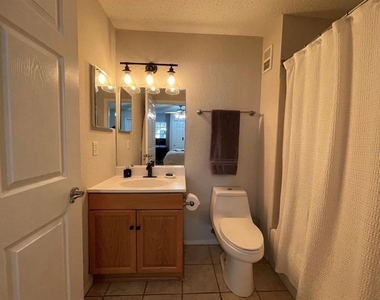 3705 Sw 27th Street - Photo Thumbnail 7
