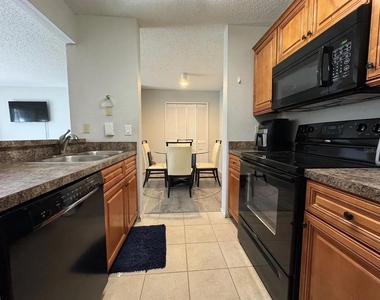 3705 Sw 27th Street - Photo Thumbnail 5