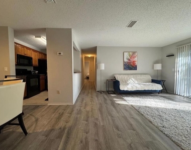 3705 Sw 27th Street - Photo Thumbnail 1