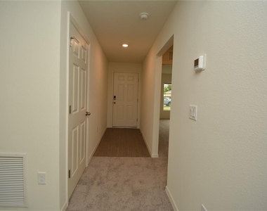 38 Baltimore Lane - Photo Thumbnail 21