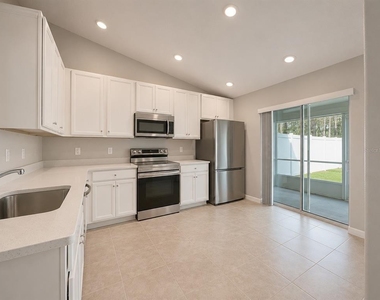 8 Linda Place - Photo Thumbnail 5