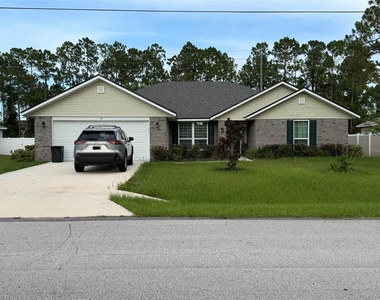 93 Royal Oak Drive - Photo Thumbnail 1
