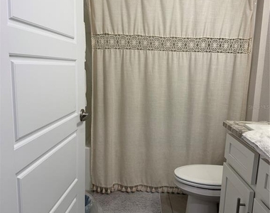 93 Royal Oak Drive - Photo Thumbnail 26