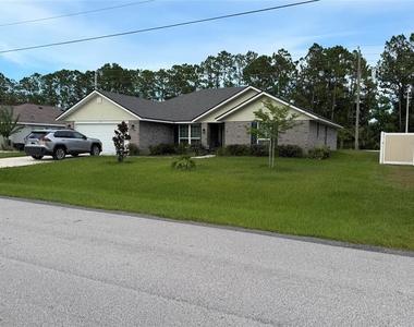 93 Royal Oak Drive - Photo Thumbnail 2