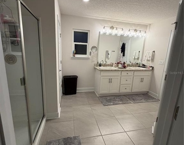 93 Royal Oak Drive - Photo Thumbnail 24