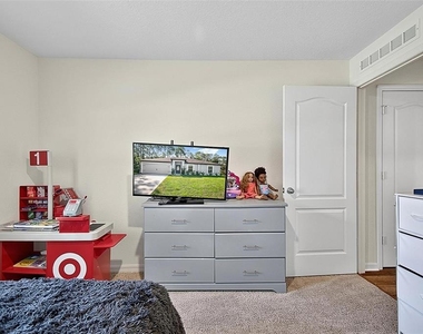70 Pebble Beach Drive - Photo Thumbnail 31