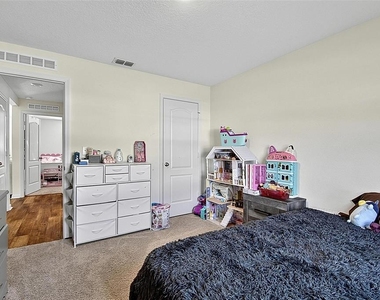 70 Pebble Beach Drive - Photo Thumbnail 30