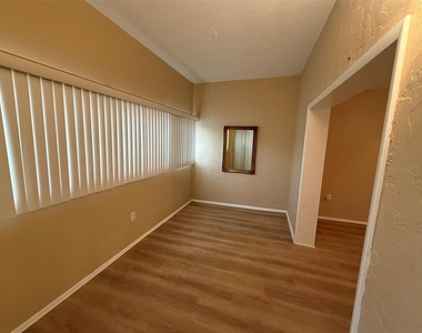 3100 Harbor Boulevard - Photo Thumbnail 13
