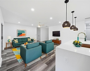 15468 Chamberlain Boulevard - Photo Thumbnail 20