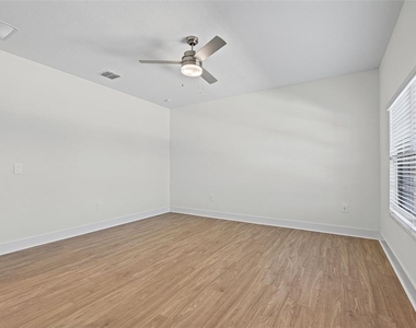 14515 Stellar Place - Photo Thumbnail 25
