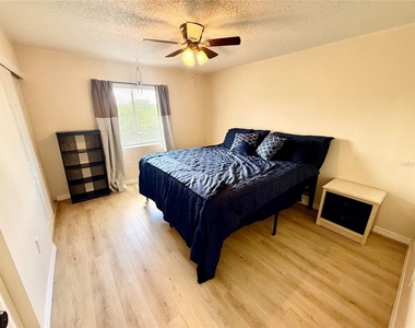 2612 Hidden Lake Drive N - Photo Thumbnail 10