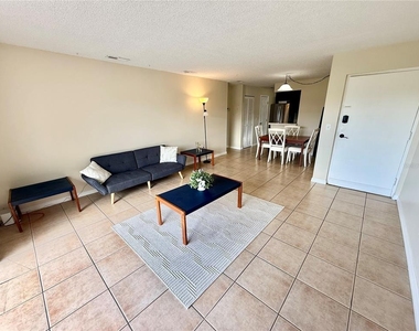 2612 Hidden Lake Drive N - Photo Thumbnail 1