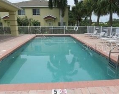 3903 45th Terrace W - Photo Thumbnail 18
