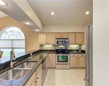 4936 Linsey Court - Photo Thumbnail 11