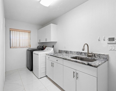 1756 Cottonwood Trail - Photo Thumbnail 22