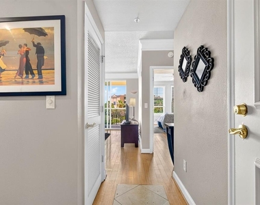 345 Bayshore Boulevard - Photo Thumbnail 17
