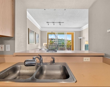 345 Bayshore Boulevard - Photo Thumbnail 23