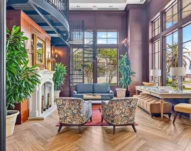 345 Bayshore Boulevard - Photo Thumbnail 8