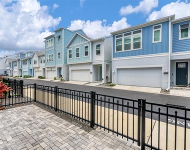 2329 Lindstrom Street - Photo Thumbnail 36