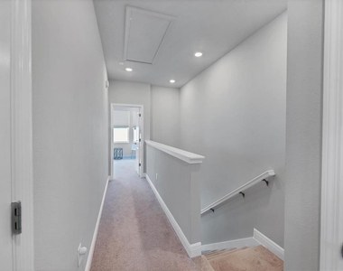 2329 Lindstrom Street - Photo Thumbnail 14