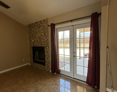 8482 Paddlefoot Lane - Photo Thumbnail 7