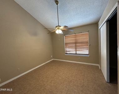 8482 Paddlefoot Lane - Photo Thumbnail 8