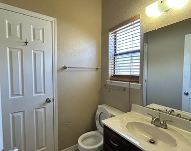 8482 Paddlefoot Lane - Photo Thumbnail 9