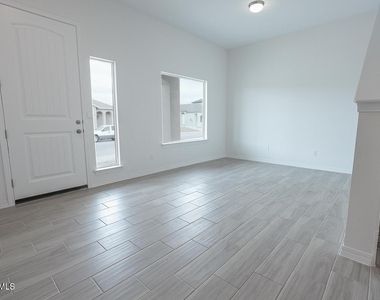 14313 Steve Joyce Parkway - Photo Thumbnail 1