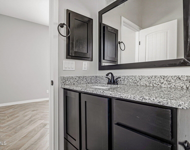 14313 Steve Joyce Parkway - Photo Thumbnail 14